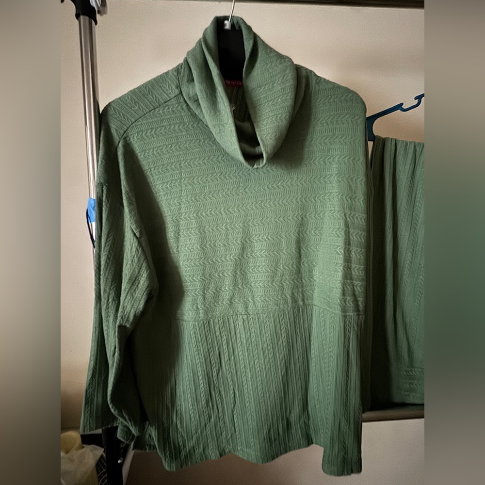 Muk Luks Green Cowl Neck Sweater and Pants set